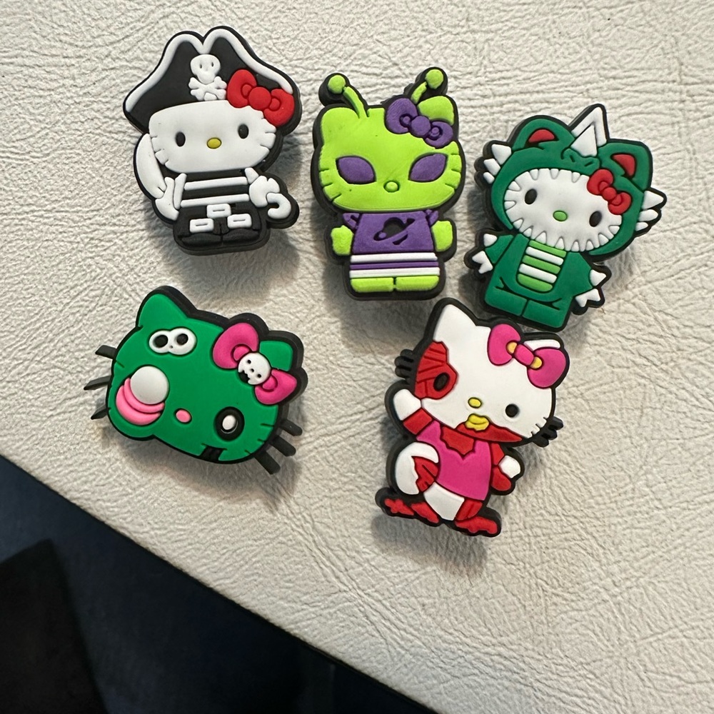 Hello kitty croc charms